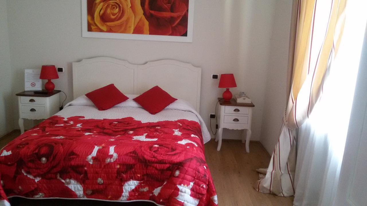 La Rocchetta Bed and Breakfast Valeggio sul Mincio Εξωτερικό φωτογραφία
