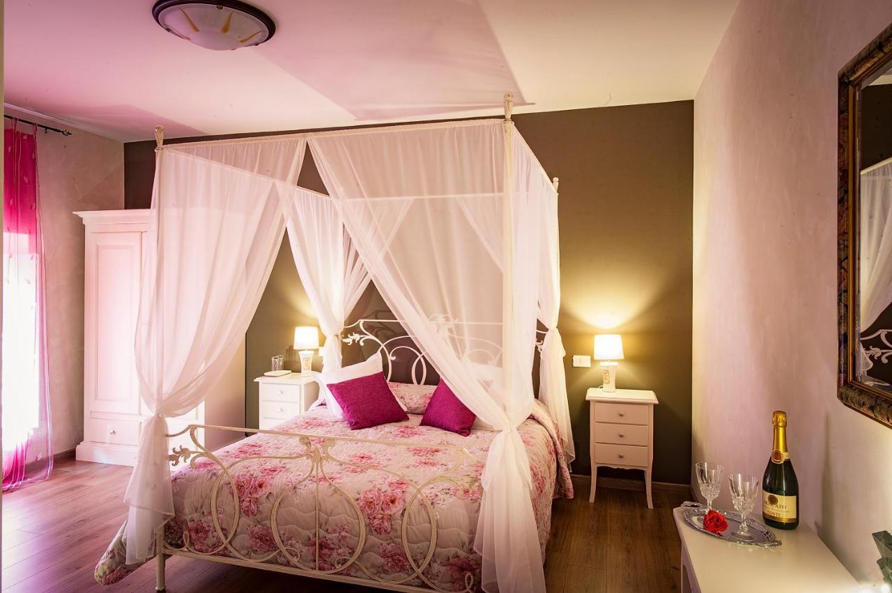 La Rocchetta Bed and Breakfast Valeggio sul Mincio Εξωτερικό φωτογραφία